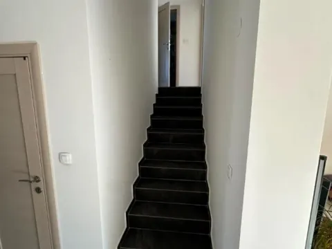 Rent, three bedroom apartment, 100m², Podgorica, Crna Gora - image 7