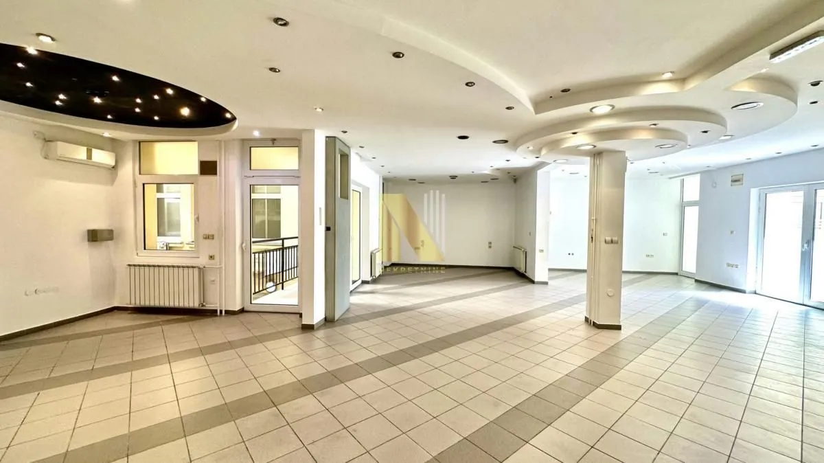 Rent, office space, 144m², Centar, Novi Sad
