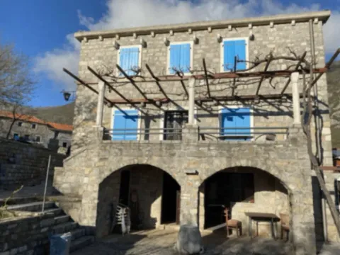 Izdavanje, kuća, 300m², Budva, Crna Gora - image 9