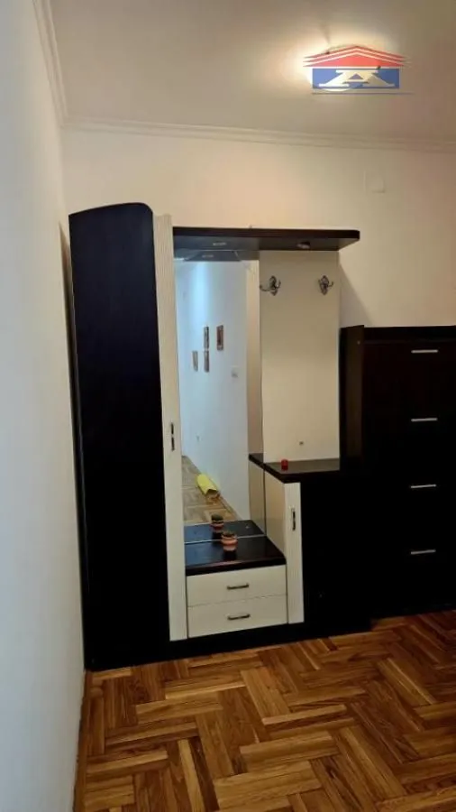 Izdavanje, trosoban stan, 65m², Nova Detelinara, Novi Sad Sve Podlokacije