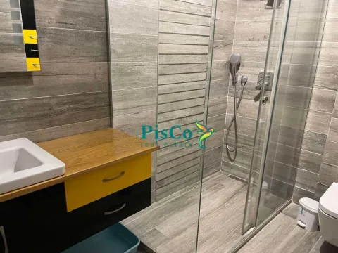 Izdavanje, trosoban stan, 100m², City Kvart, Podgorica - image 5