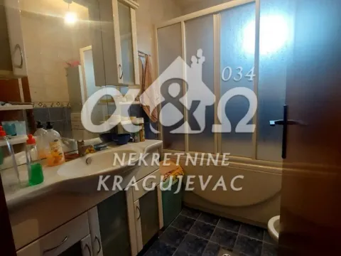Sale, house, 200m², Denino brdo, Kragujevac - image 13