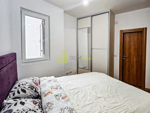 Izdavanje, dvosoban stan, 70m², Bečići, Budva - image 14