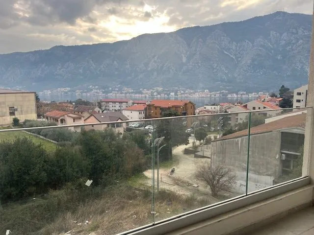 Prodaja, stan, 54m², Kotor, Crna Gora
