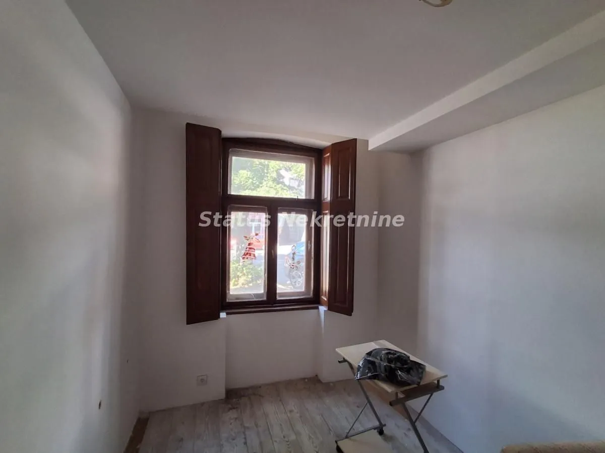 Izdavanje, dvosoban stan, 42m², Petrovaradin, Novi Sad