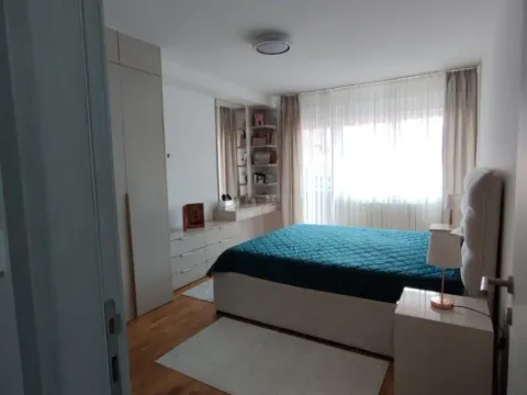 Sale, parking/garage, 100m², Centar, Kragujevac - image 11