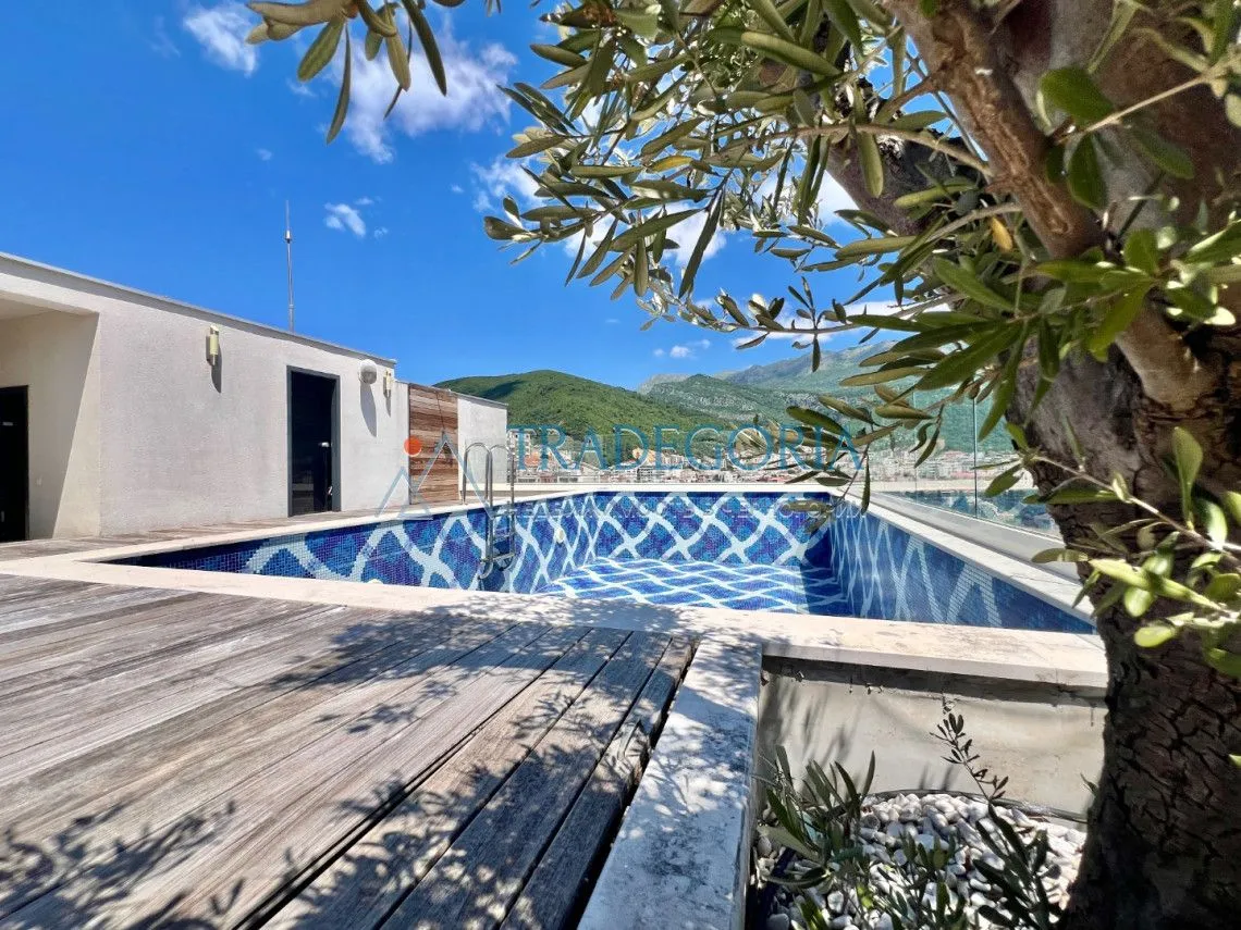 Prodaja, trosoban stan, 640m², Budva, Crna Gora