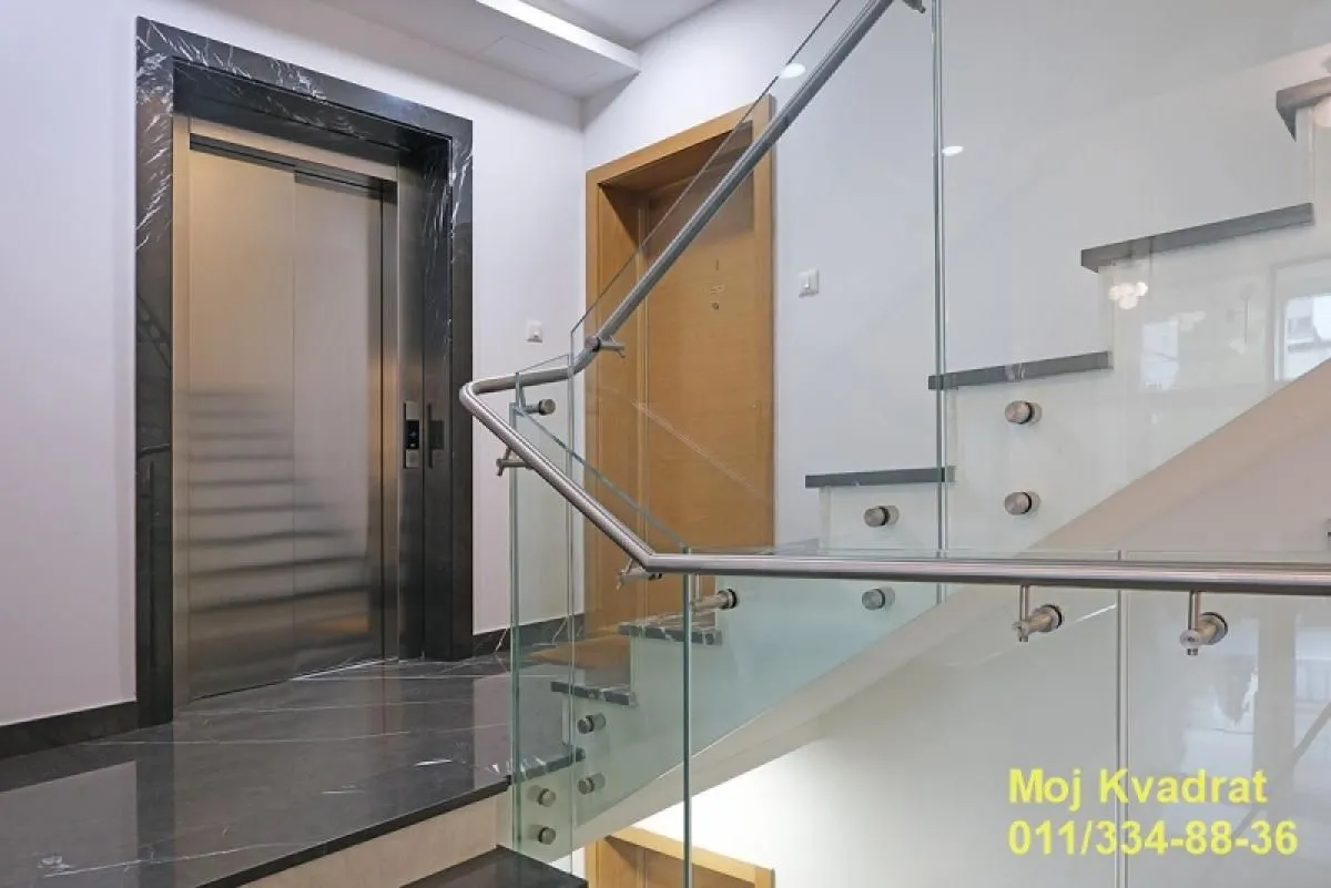 Sale, three bedroom apartment, 145m², Čubura, Beograd