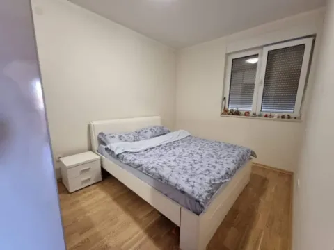 Izdavanje, jednosoban stan, 35m², Momišići, Podgorica - image 9