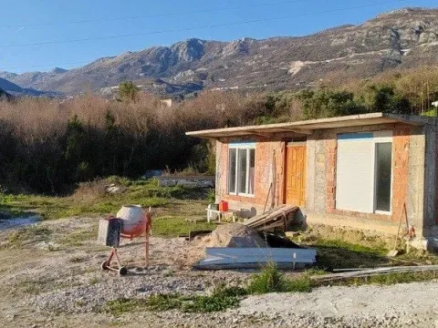 Sale, house, 80m², Bečići, Budva - image 1
