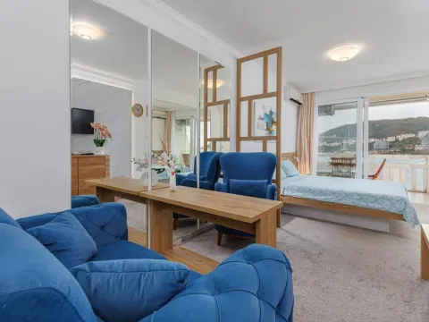 Sale, one bedroom apartment, 28m², Rafailovići, Budva - image 4