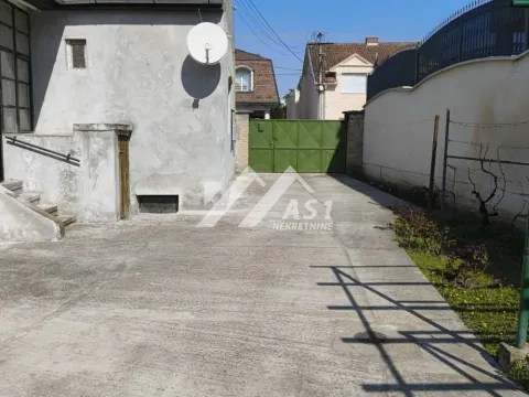 Izdavanje, poslovni prostor, 70m², Adamovićevo Naselje, Novi Sad Sve Podlokacije - image 2