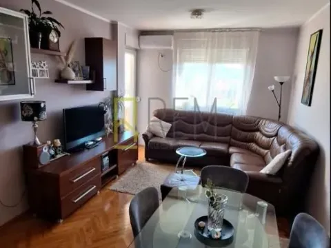 Izdavanje, jednosoban stan, 45m², Stari Aerodrom, Podgorica - image 4