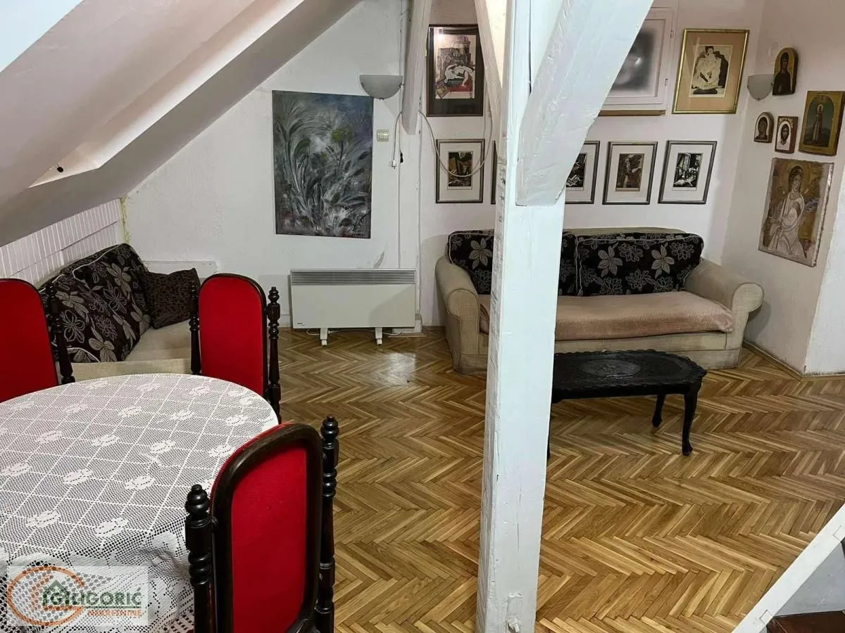 Sale, three bedroom apartment, 80m², Stari Grad, Beograd