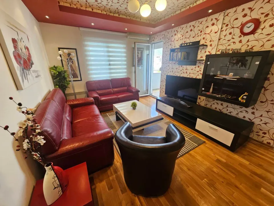 Prodaja, jednosoban stan, 42m², Mainski Put, Budva