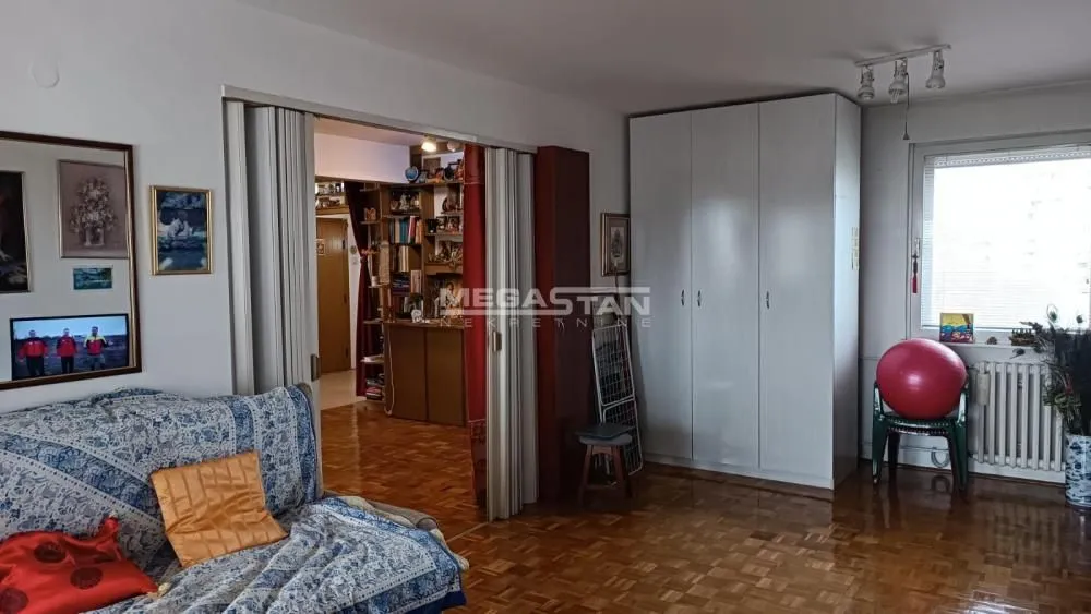 Sale, three bedroom apartment, 101m², Žarkovo, Beograd