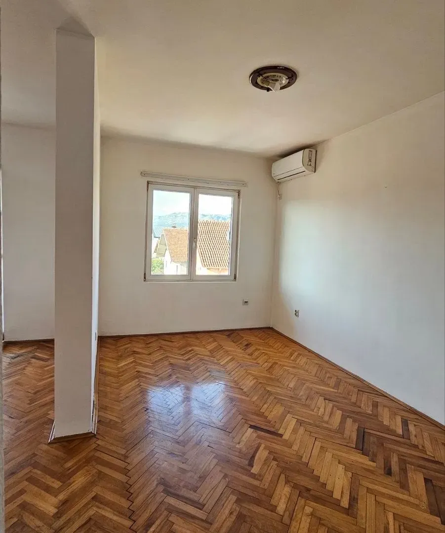 Prodaja, jednosoban stan, 58m², Stari Aerodrom, Podgorica