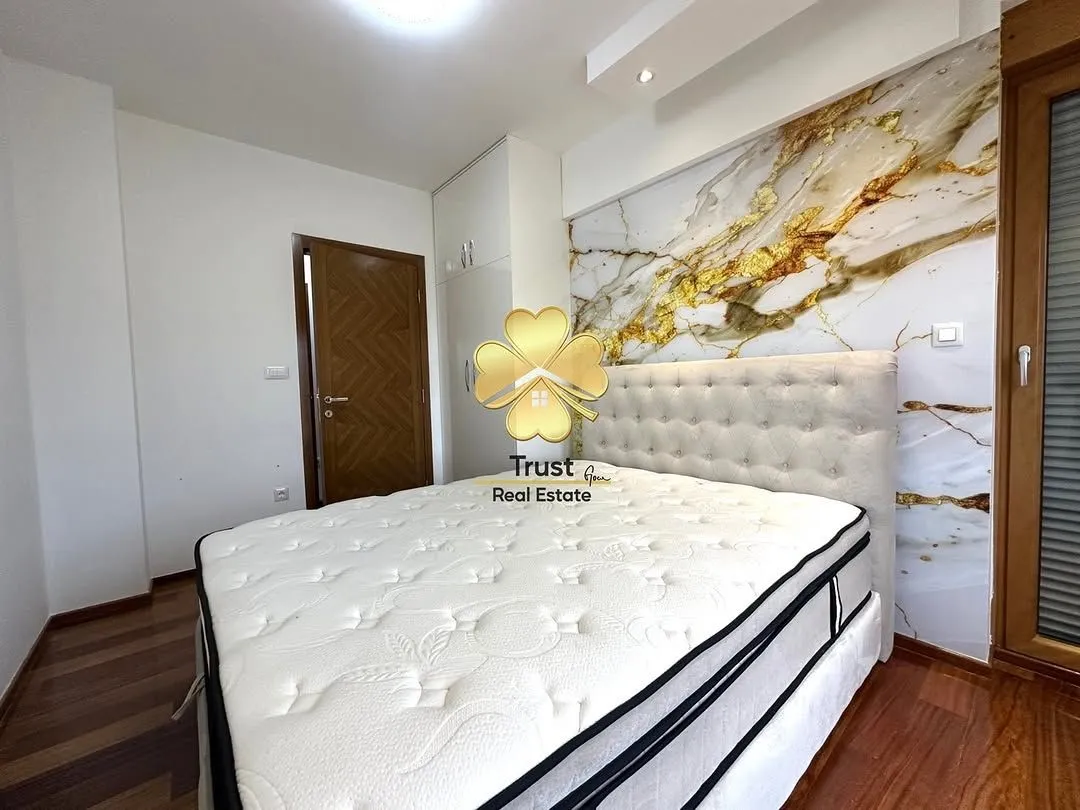 Rent, four bedroom apartment, 130m², Centar, Podgorica