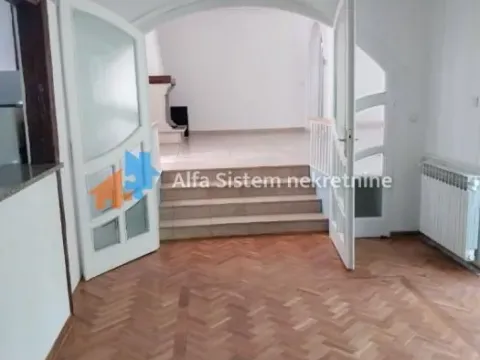 Rent, apartment, 250m², Neimar, Vračar Sve Podlokacije - image 43