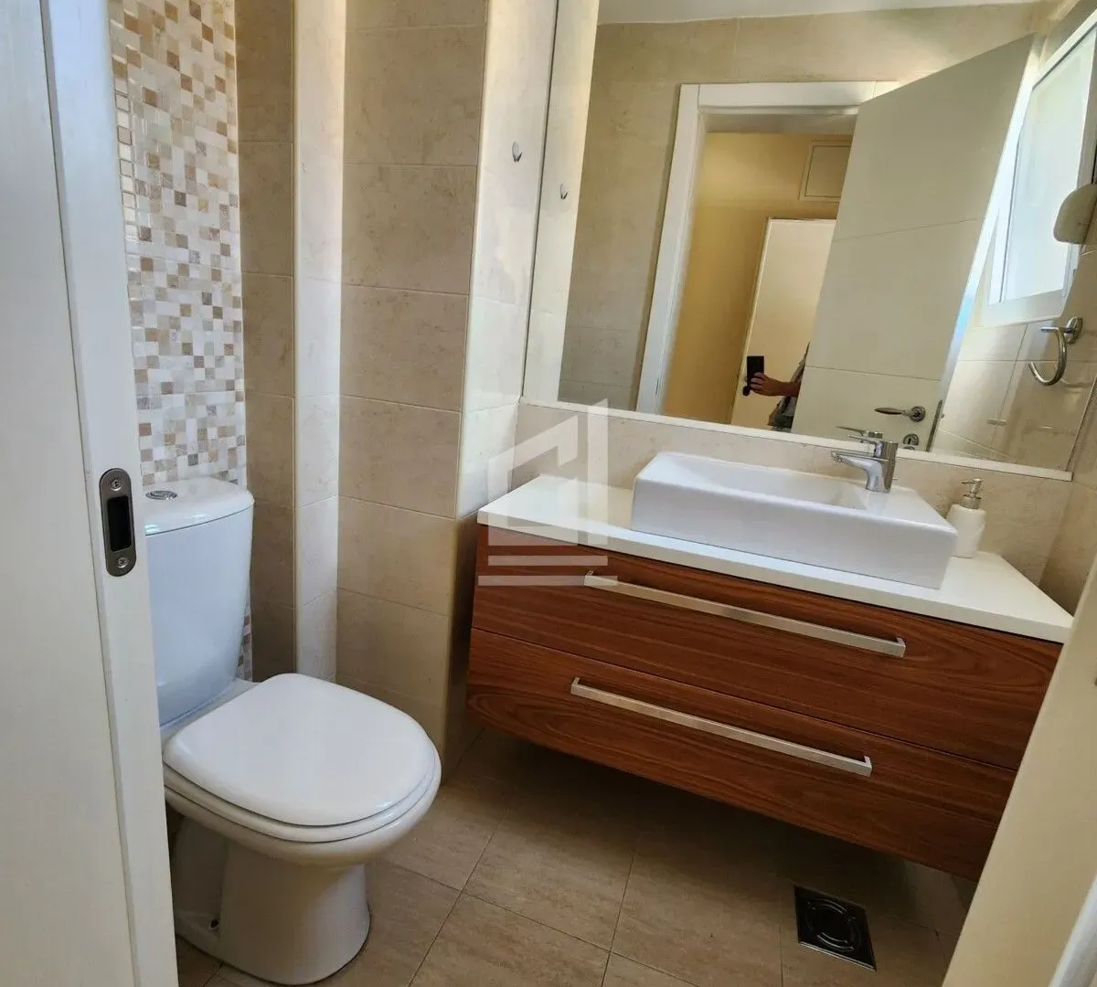 Prodaja, dvosoban stan, 89m², Gorica C, Podgorica