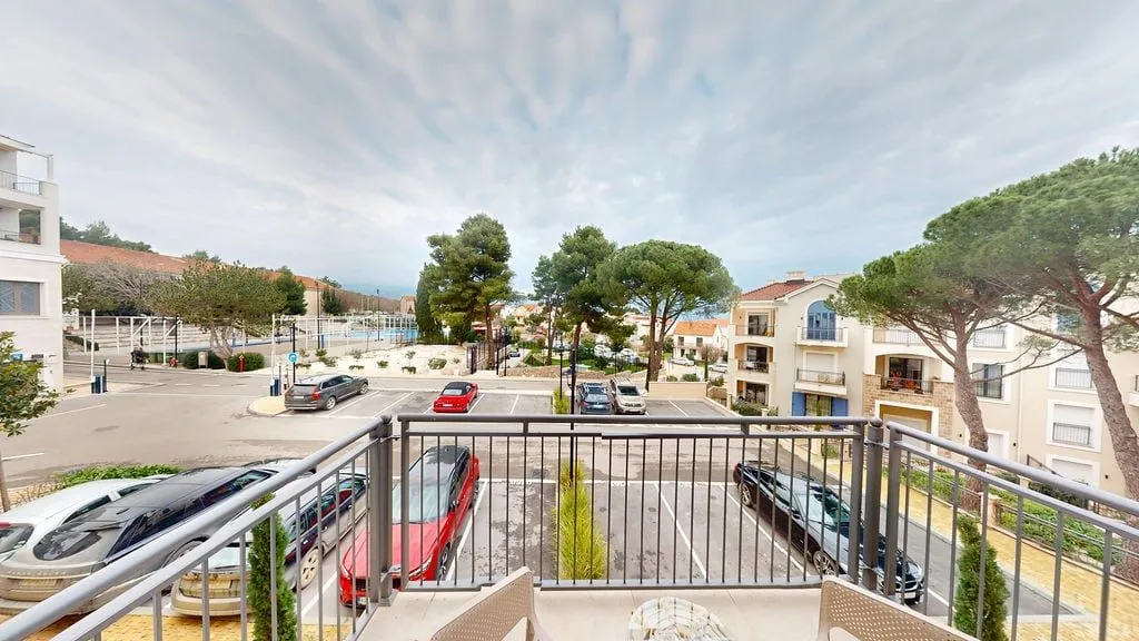 Prodaja, jednosoban stan, 42m², Tivat, Crna Gora