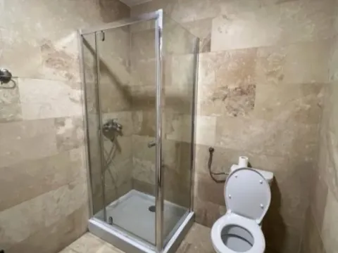 Izdavanje, dvosoban stan, 77m², Stari Aerodrom, Podgorica - image 7