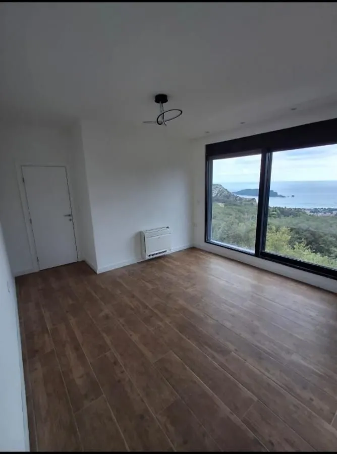 Sale, house, 180m², Maine, Budva