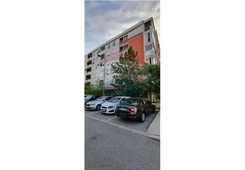 Izdavanje, jednosoban stan, 43m², Blok 9, Podgorica - image 8