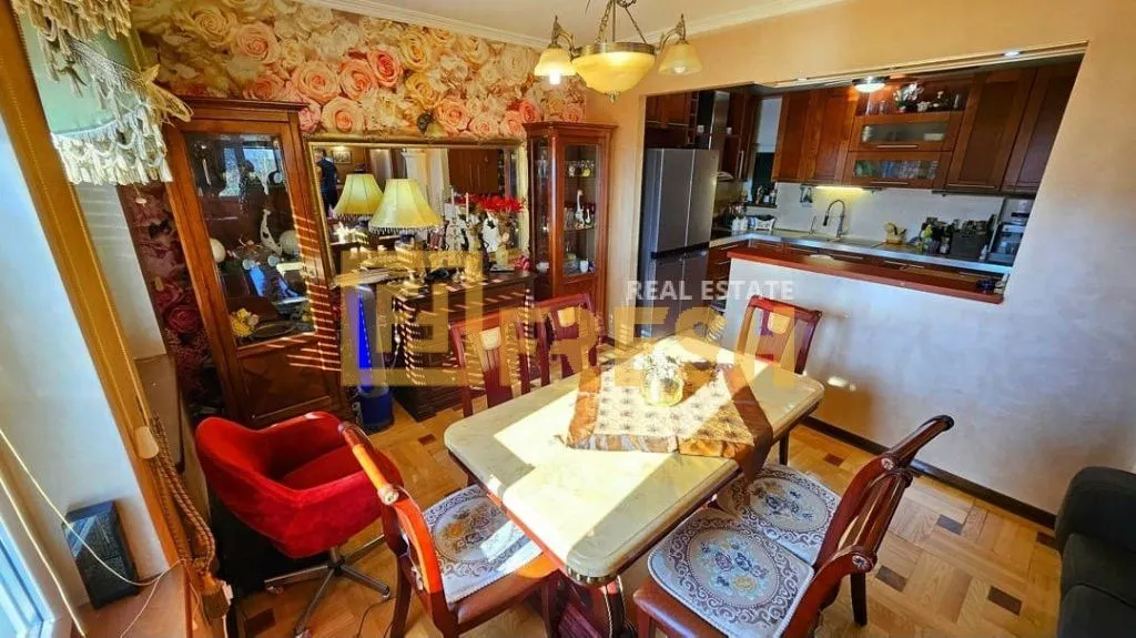 Prodaja, kuća, 296m², Herceg Novi, Crna Gora