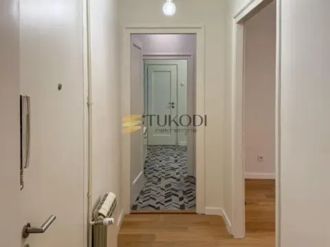 Izdavanje, poslovni prostor, 78m², Stari Grad, Beograd - image 8