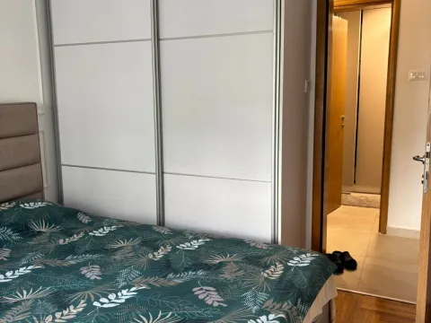 Izdavanje, jednosoban stan, 47m², Krivi Most, Podgorica - image 13