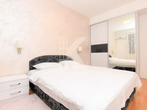 Rent, two bedroom apartment, 90m², Preko Morače, Podgorica - image 10