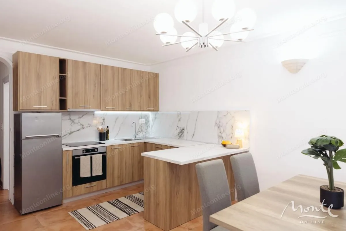 Sale, two bedroom apartment, 74m², Sveti Stefan, Budva
