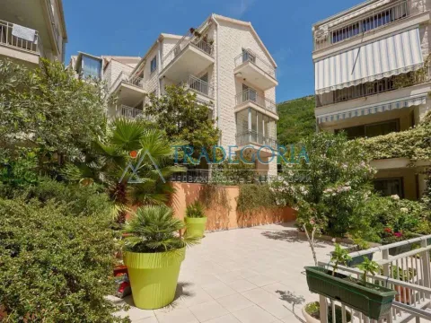 Prodaja, dvosoban stan, 68m², Petrovac, Budva - image 6
