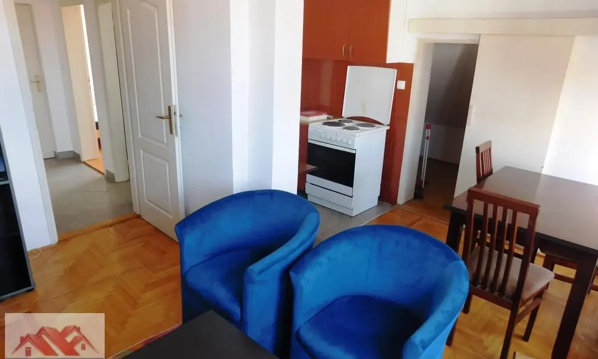 Izdavanje, jednosoban stan, 33m², Centar, Kragujevac