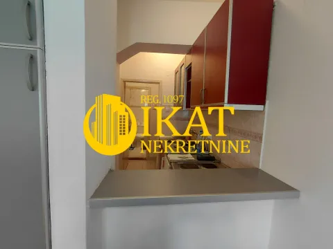 Izdavanje, jednosoban stan, 25m², Stari Grad, Beograd - image 4