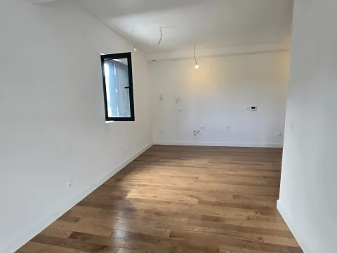 Prodaja, jednosoban stan, 49m², Dumidran, Tivat - image 10