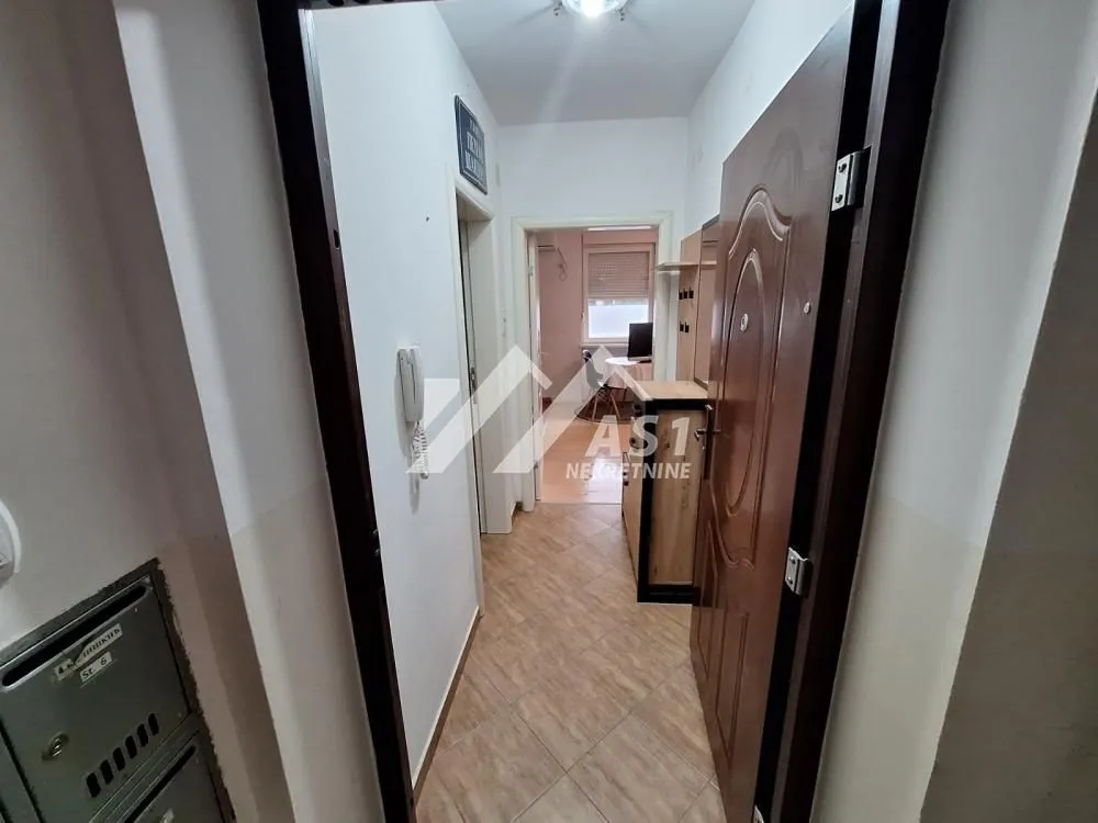 Prodaja, jednosoban stan, 32m², Adice, Novi Sad Sve Podlokacije