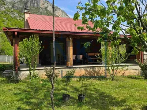  House for Sale, 112m2, Bioče, Podgorica