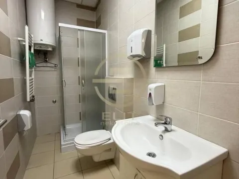 Izdavanje, poslovni prostor, 226m², Bulevar Oslobodjenja, Novi Sad Sve Podlokacije - image 19