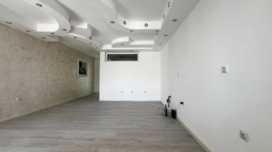 Sale, one bedroom apartment, 56m², Sveti Stefan, Budva