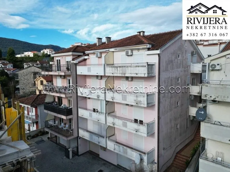 Prodaja, kuća, 330m², Igalo, Herceg Novi