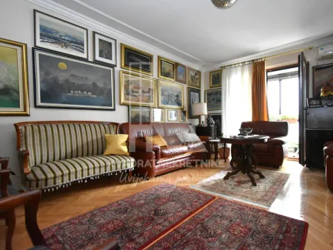 Sale, four bedroom apartment, 120m², Blok 7, Podgorica - image 1
