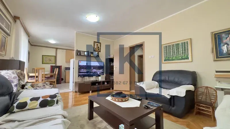 Prodaja, kuća, 250m², Donja Gorica, Podgorica