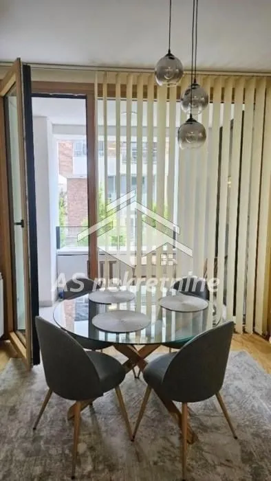 Izdavanje, dvosoban stan, 67m², Novi Beograd Sve Podlokacije, Beograd
