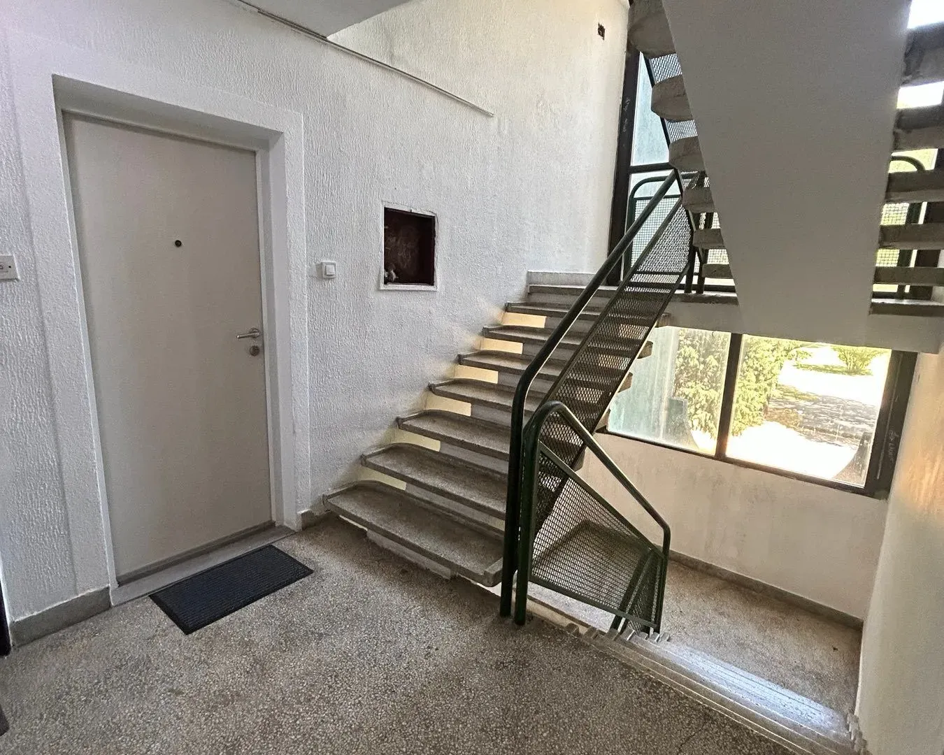 Rent, one bedroom apartment, 38m², Blok 5, Podgorica