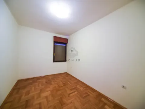 Prodaja, kuća, 350m², Tuzi, Podgorica - image 19