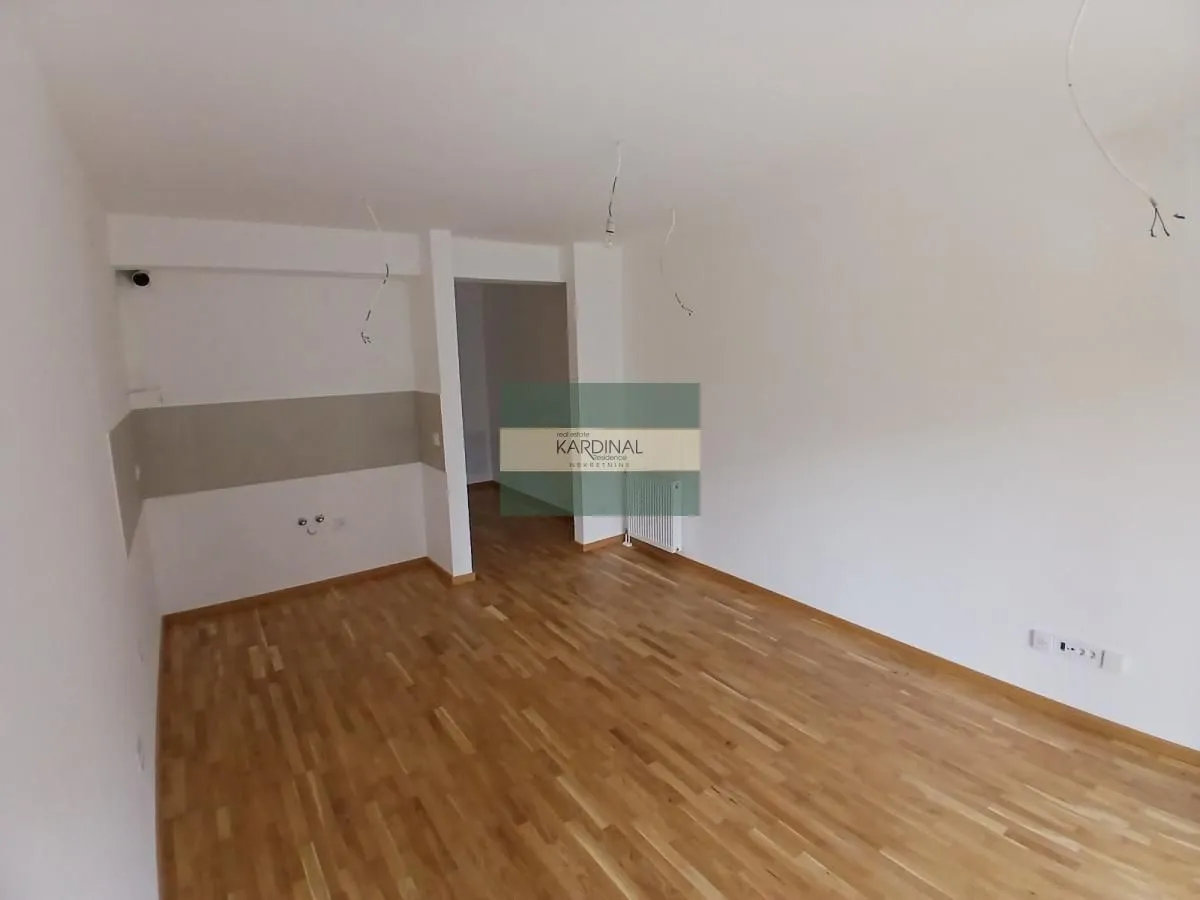Izdavanje, garsonjera, 31m², Centar, Jagodina