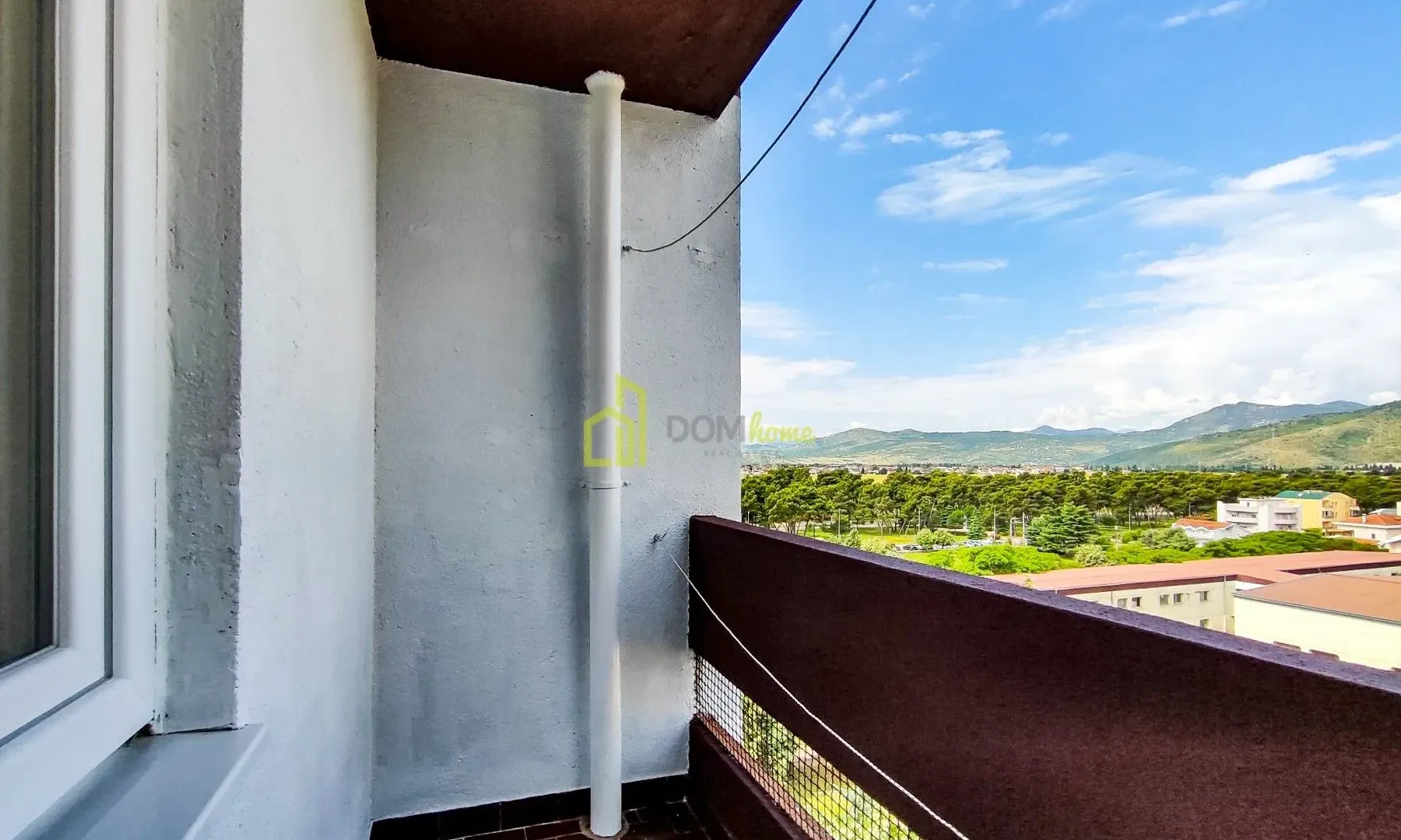 Izdavanje, četvorosoban stan, 95m², Blok 6, Podgorica