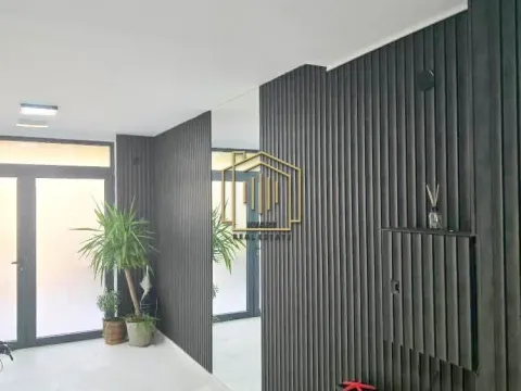 Izdavanje, dvosoban stan, 100m², Dalmatinska ulica, Podgorica - image 3